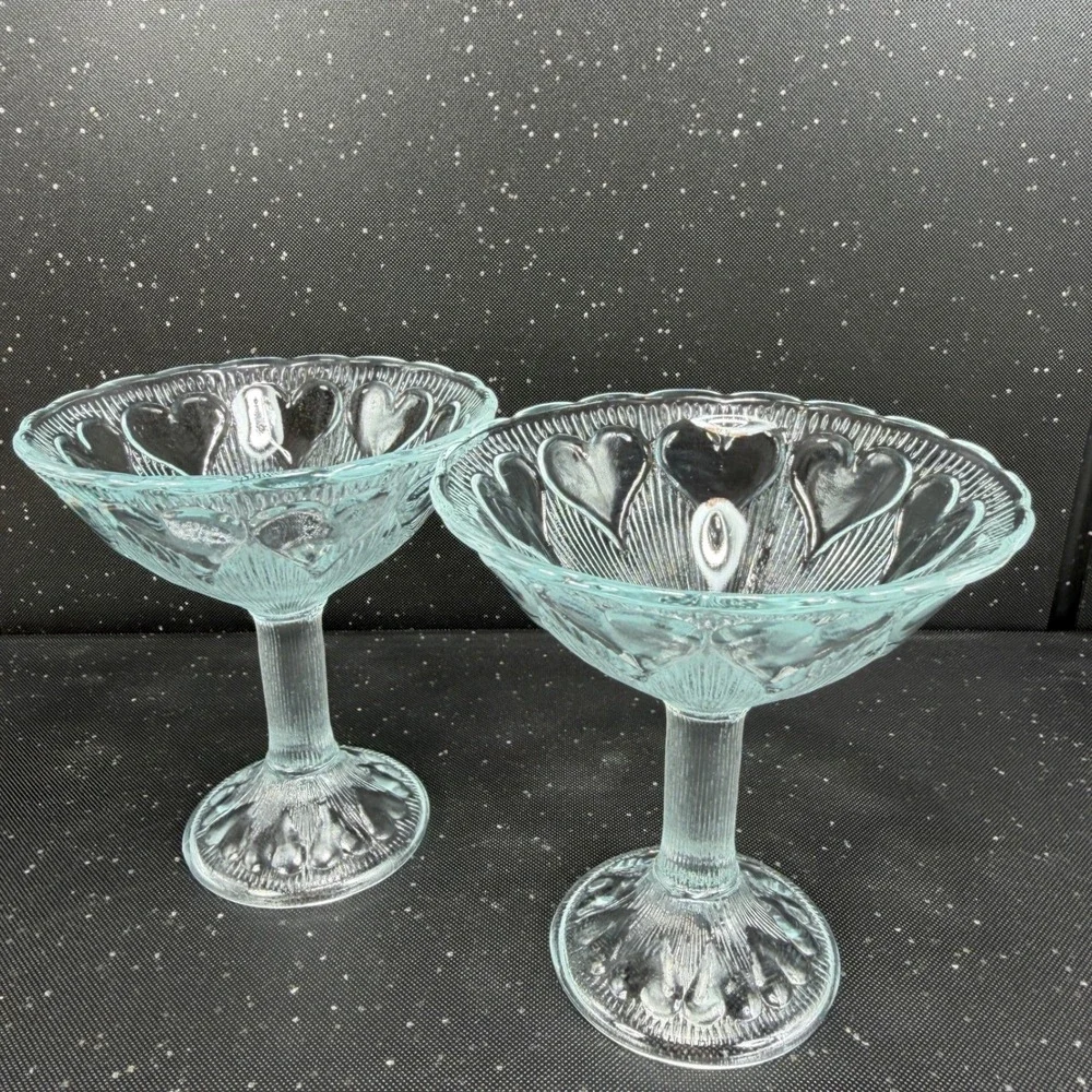 Williams Sonoma Heart Embossed Glass Dessert Martini Cups‎ Set 2 Blue Pedestal